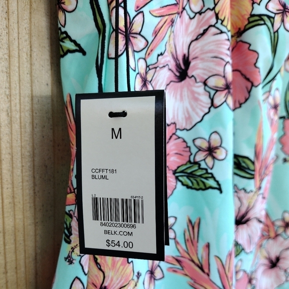 Ocean+Coast - Floral Tankini Swim Top - Picture 14 of 16